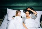 Friendship Bombing: Přehnané dary, neustálé lichotky a nepřetržitá pozornost! Ano, Love Bombing existuje i v přátelství